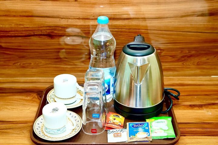 Breakfast/Coffee Service 8 of 23