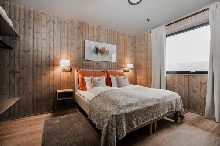 Room 15 of 84