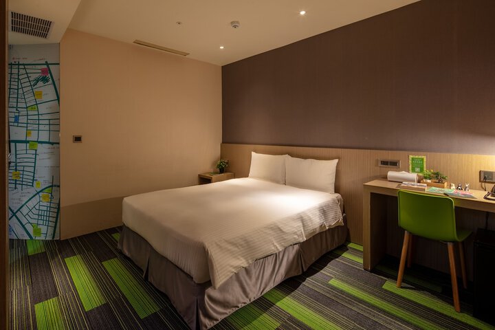 Room 28 of 72