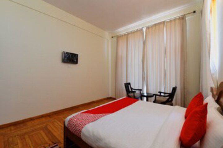 Room 13 of 25