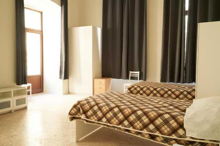 Room 3 of 12