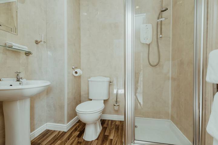 Room 14 of 35