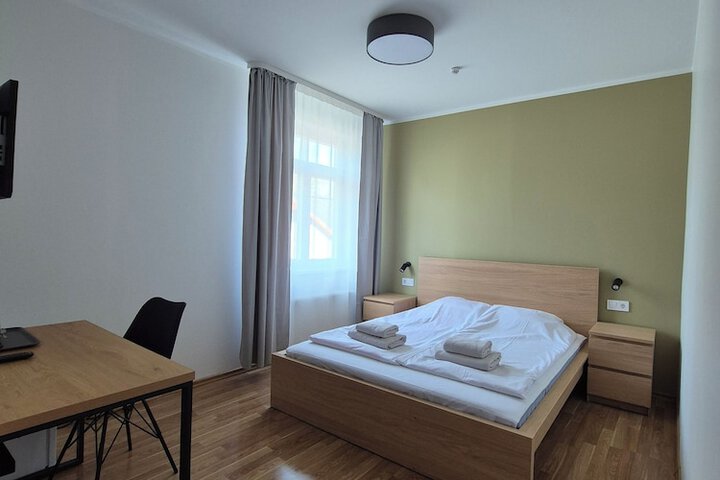 Room 26 of 60