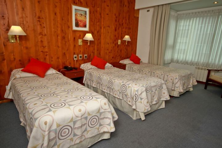 Room 27 of 41