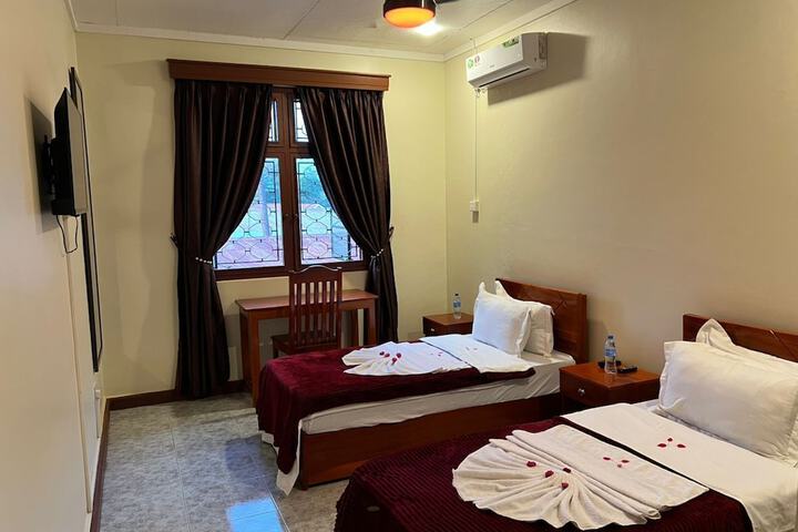 Room 26 of 92