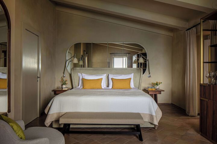 Room 20 of 93