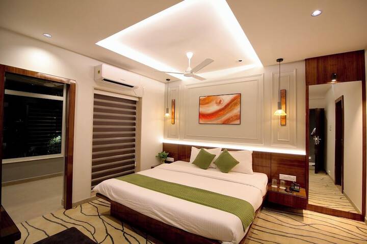 Room 16 of 45