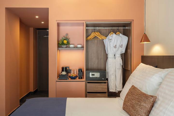 Room 12 of 95