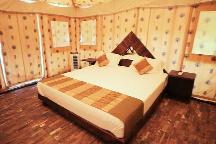 Room 72 of 141