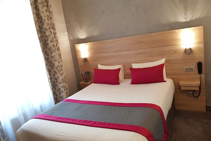 Room 16 of 75