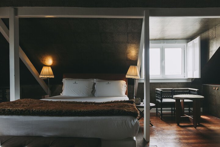 Room 21 of 245