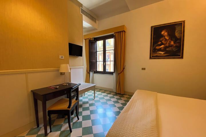 Room 80 of 180