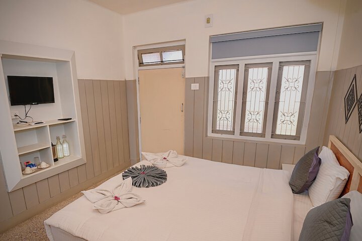 Room 9 of 71