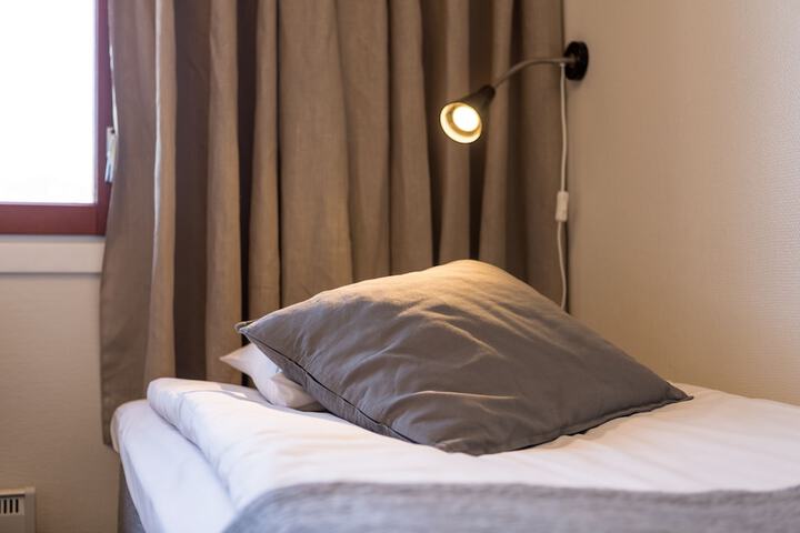 Room 4 of 49