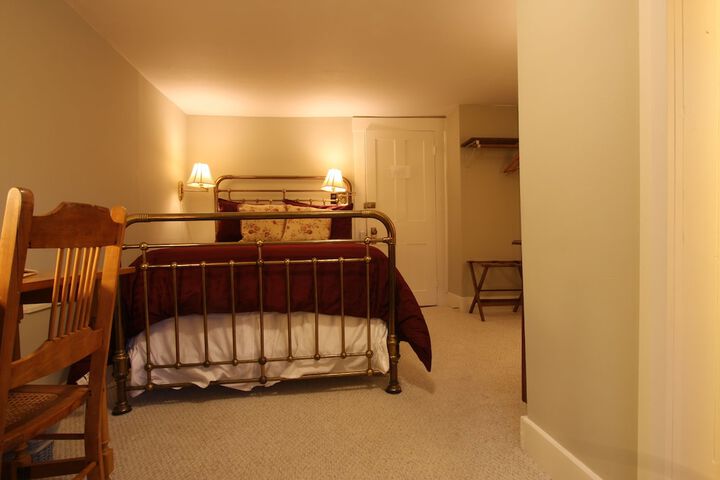 Room 17 of 89