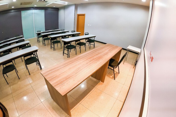 Ballroom/Hall 54 of 78