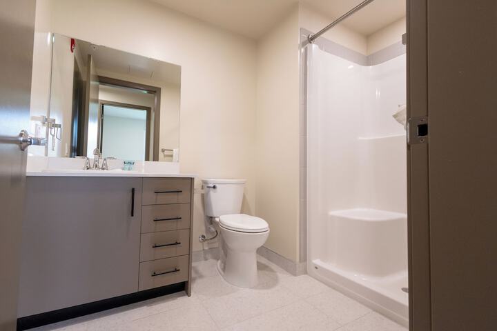 Room 10 of 25