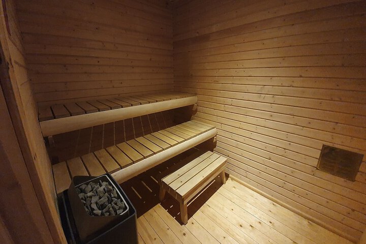 Spa 17 of 27
