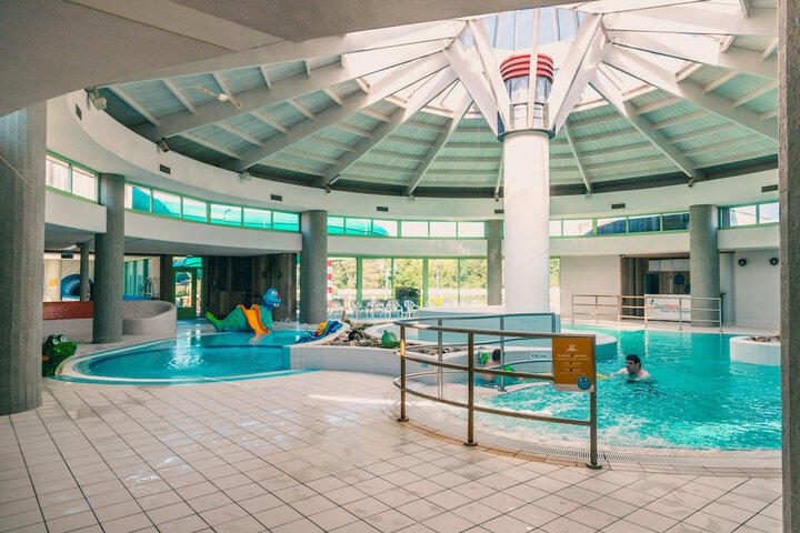 Pool 86 of 107