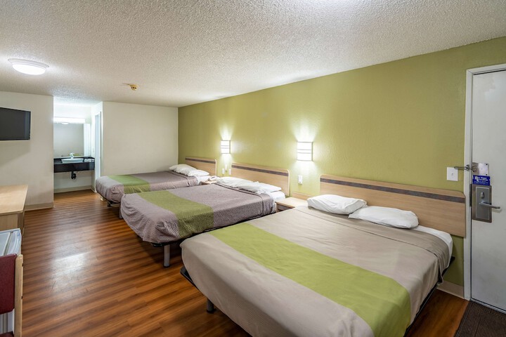 Room 50 of 154