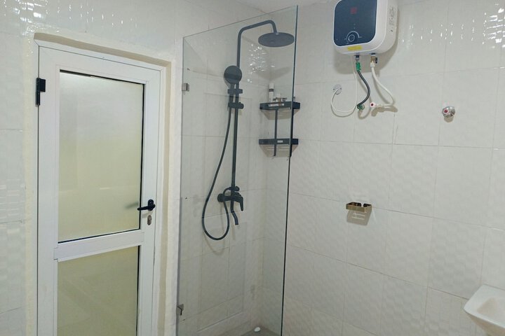 Room 63 of 77
