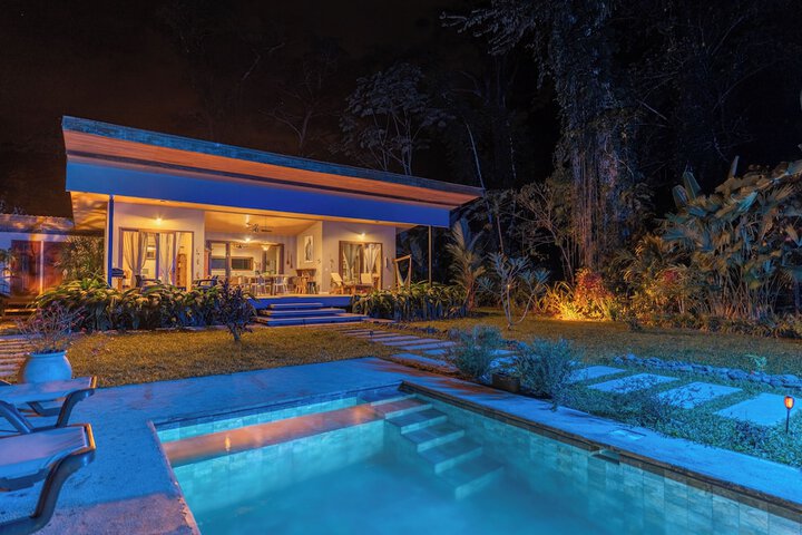 Pool 62 of 83