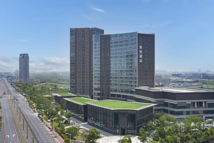 Exterior of Hyatt Regency Shanghai Songjiang