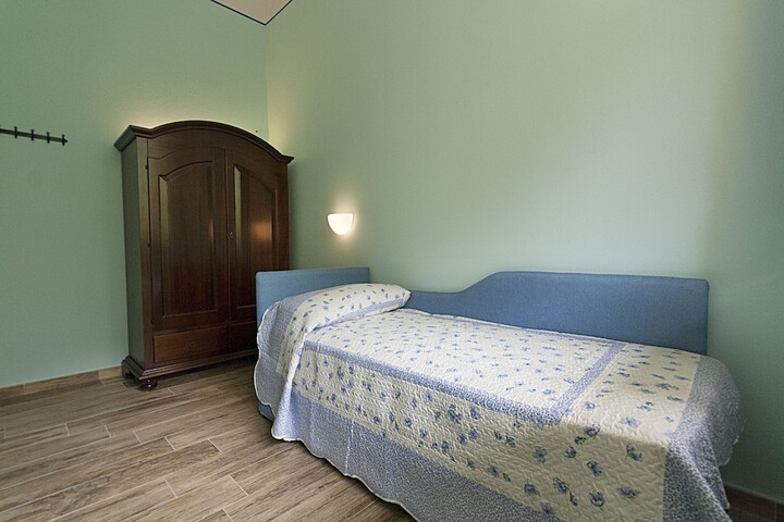 Room 44 of 125