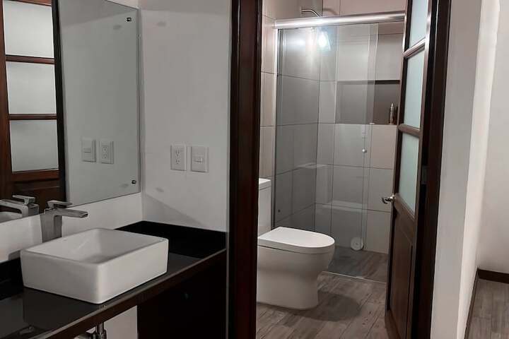 Room 7 of 17
