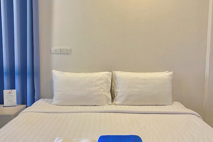 Room 13 of 78