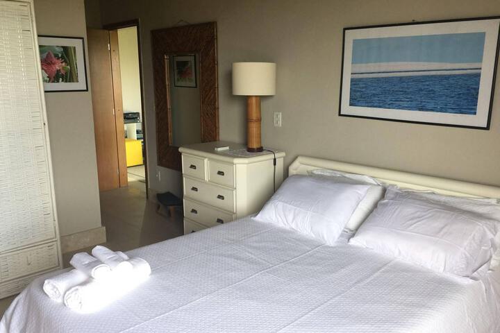 Room 2 of 5