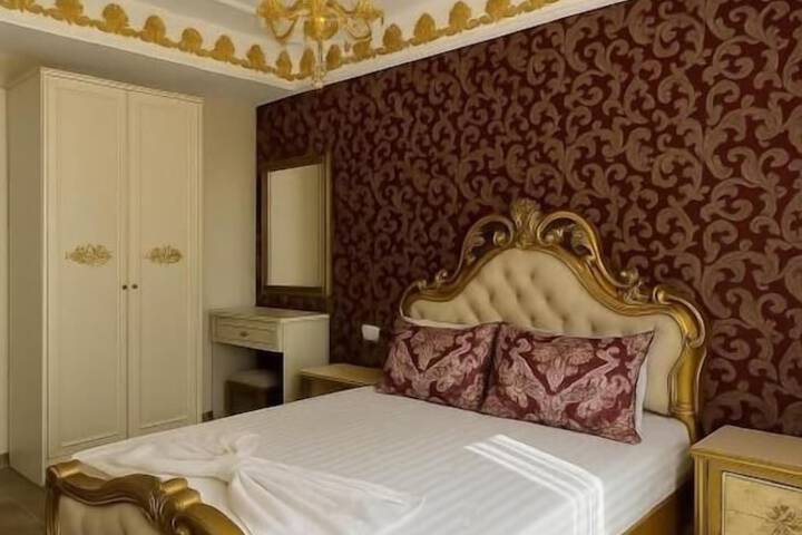 Room 10 of 41