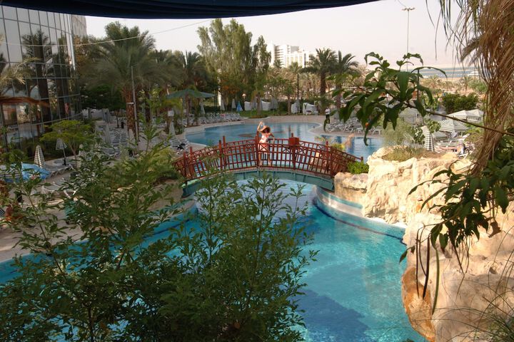 Pool 39 of 67