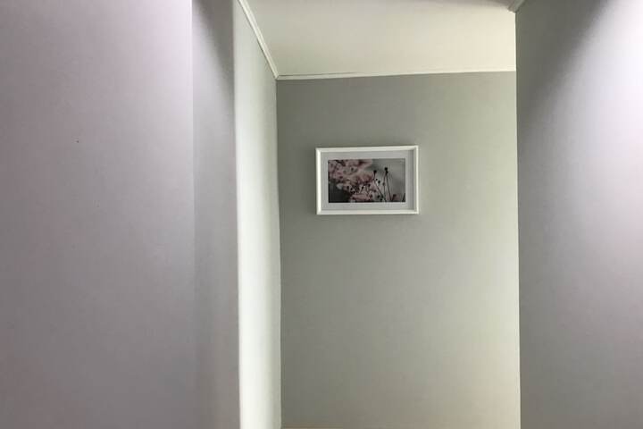 Room 11 of 110