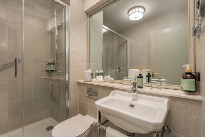 Clean Restrooms