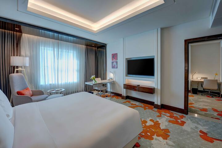 Room 12 of 95