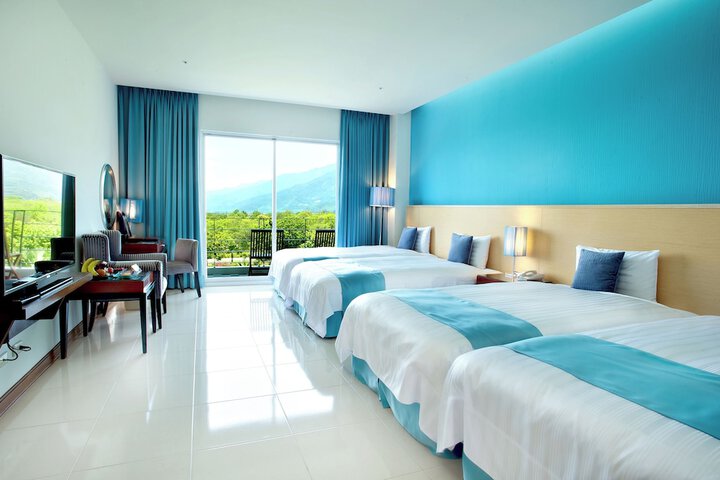 Room 20 of 99