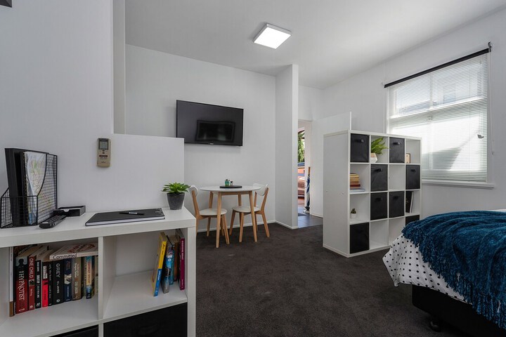 Room 15 of 51
