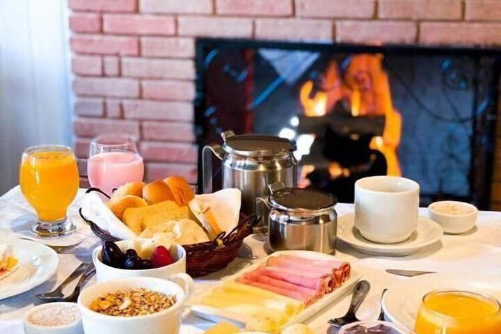 Breakfast/Coffee Service 92 of 122