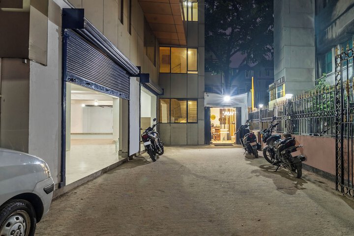 Property Grounds 24 of 31