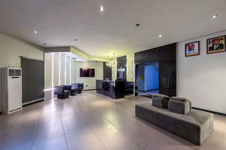 PEREGRINE HOTEL BY BOULEVARD