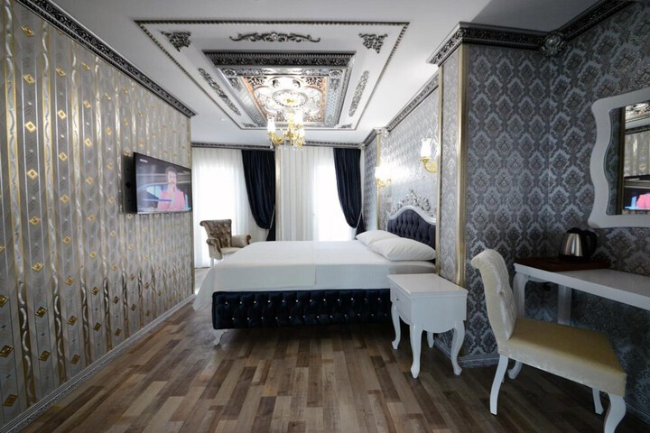 Room 30 of 57
