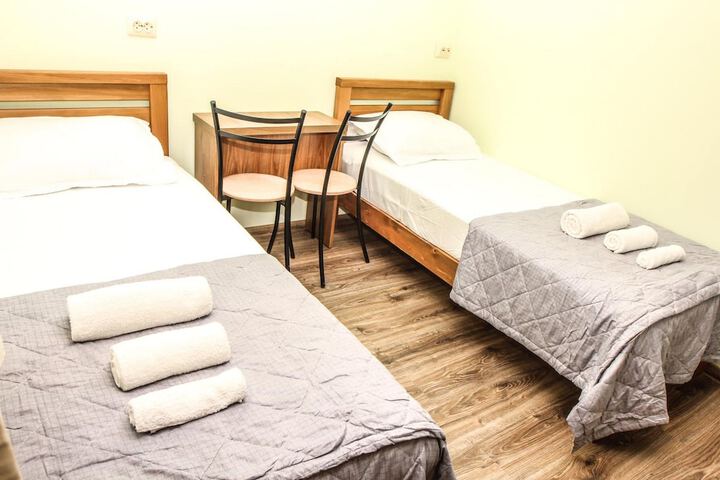 Room 4 of 26