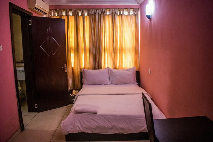 Room 20 of 89
