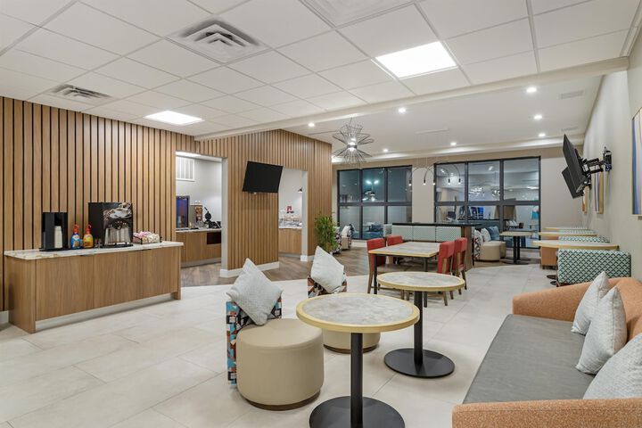 Breakfast area