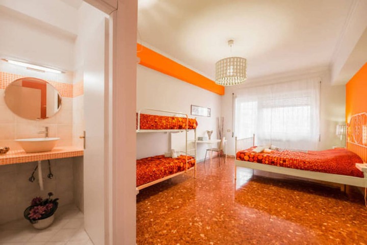 Room 8 of 50