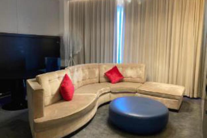 Room 21 of 23