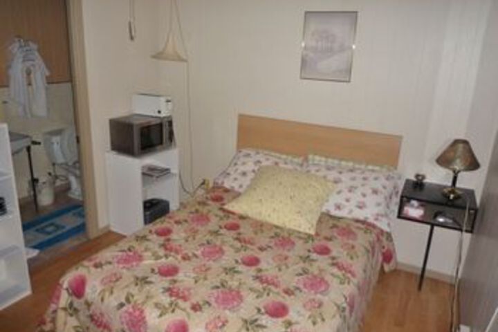 Room 25 of 48