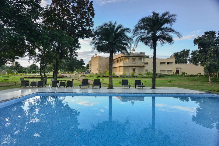 Pool 23 of 45