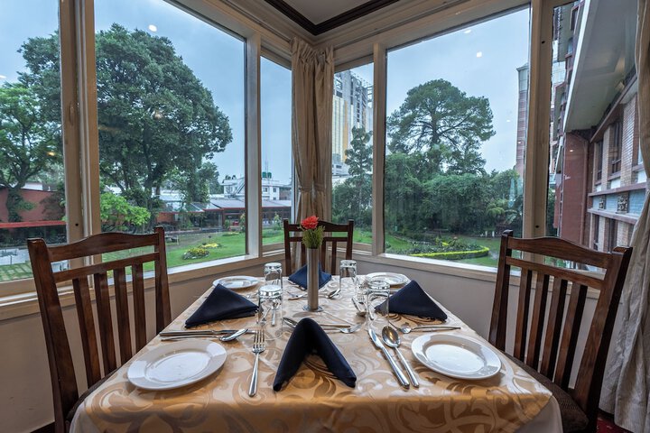 Dining 128 of 191